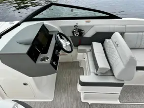Thumbnail von Sea Ray SDX 270