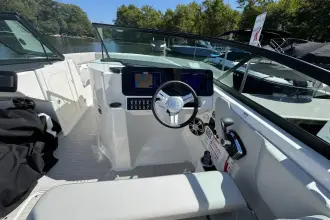 Thumbnail von Sea Ray SDX 270