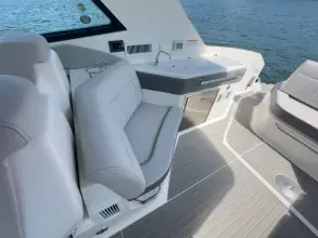 Thumbnail von Sea Ray 320 Sundancer