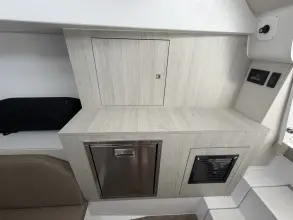 Thumbnail von Cruisers Yachts 38 VTR