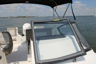 Thumbnail von Boston Whaler 210 Vantage