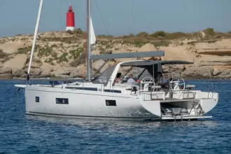 Thumbnail von Beneteau Oceanis Yacht 54
