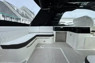 Thumbnail von Sea Ray 370 Sundancer Outboard