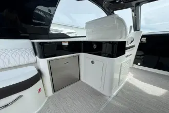 Thumbnail von Sea Ray 370 Sundancer Outboard
