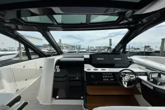Thumbnail von Sea Ray 370 Sundancer Outboard
