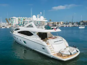 Thumbnail von Sunseeker 88 Yacht