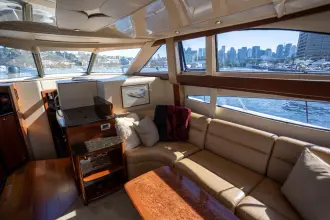Thumbnail von Meridian 341 Sedan