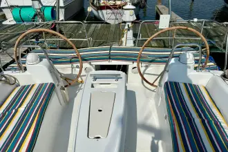Thumbnail von Beneteau Oceanis 40