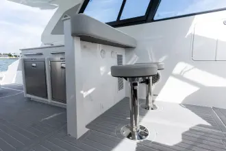 Thumbnail von Cruisers Yachts 42 GLS OB