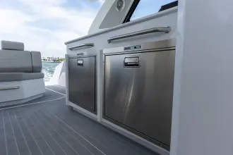Thumbnail von Cruisers Yachts 42 GLS OB