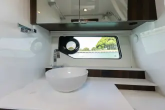 Thumbnail von Cruisers Yachts 42 GLS OB