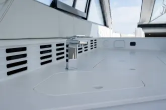 Thumbnail von Cruisers Yachts 42 GLS OB