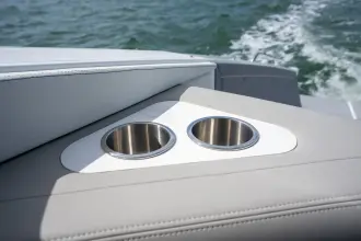 Thumbnail von Cruisers Yachts 42 GLS OB