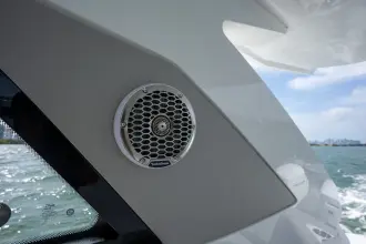 Thumbnail von Cruisers Yachts 42 GLS OB