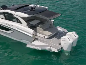 Thumbnail von Cruisers Yachts 42 GLS OB