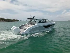 Thumbnail von Cruisers Yachts 42 GLS OB