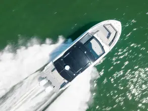 Thumbnail von Cruisers Yachts 42 GLS OB