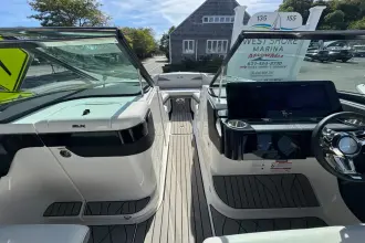 Thumbnail von Sea Ray SLX 280 Outboard