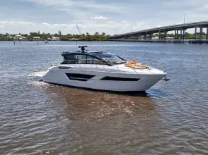 Thumbnail von Cruisers Yachts 46 Cantius