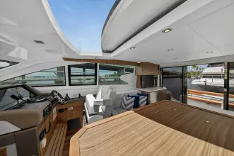 Thumbnail von Cruisers Yachts 46 Cantius