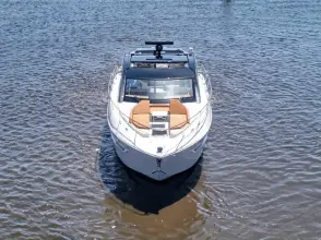 Thumbnail von Cruisers Yachts 46 Cantius