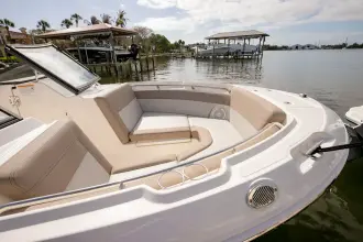 Thumbnail von Boston Whaler 210 Vantage