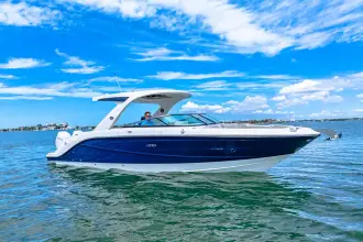 Sea Ray SLX 310 Outboard