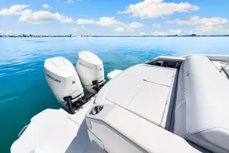 Thumbnail von Sea Ray SLX 310 Outboard