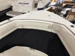 Thumbnail von Boston Whaler Outrage 330