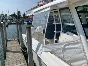 Thumbnail von Boston Whaler Outrage 330
