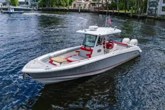 Thumbnail von Boston Whaler Outrage 330