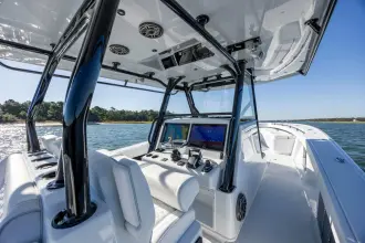Thumbnail von Yellowfin 39 Offshore