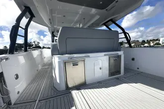 Thumbnail von Cruisers Yachts 38 VTR