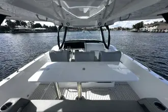 Thumbnail von Cruisers Yachts 38 VTR