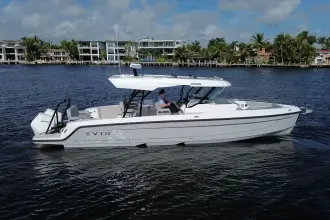 Thumbnail von Cruisers Yachts 38 VTR