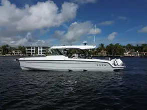 Thumbnail von Cruisers Yachts 38 VTR