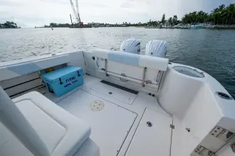 Thumbnail von Robalo R302 MIMI TOO