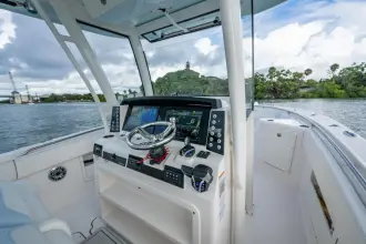 Thumbnail von Robalo R302 MIMI TOO