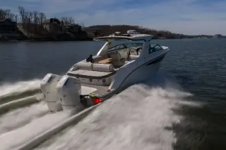 Thumbnail von Sea Ray SLX 400 Outboard