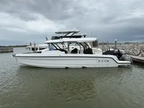 Thumbnail von Cruisers Yachts 38 VTR