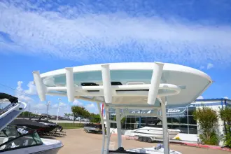 Thumbnail von Boston Whaler 230 Outrage