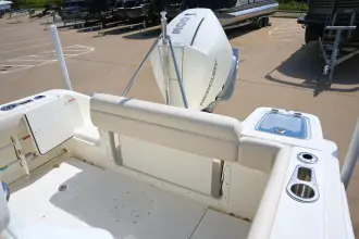 Thumbnail von Boston Whaler 230 Outrage
