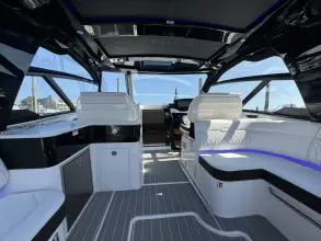 Thumbnail von Sea Ray 370 Sundancer Outboard
