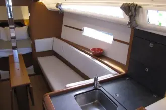 Thumbnail von Jeanneau Sun Odyssey 349