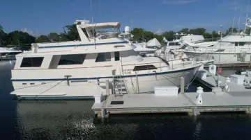 Thumbnail von Hatteras 58 Motor Yacht Eternity