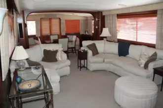Thumbnail von Hatteras 58 Motor Yacht Eternity