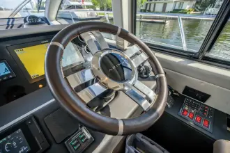 Thumbnail von Azimut 50