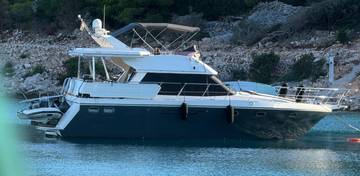 Yaretti 42