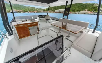 Thumbnail von Fountaine Pajot MY 6 MONA LISA