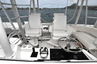 Thumbnail von Luhrs 41 Convertible Luhrs